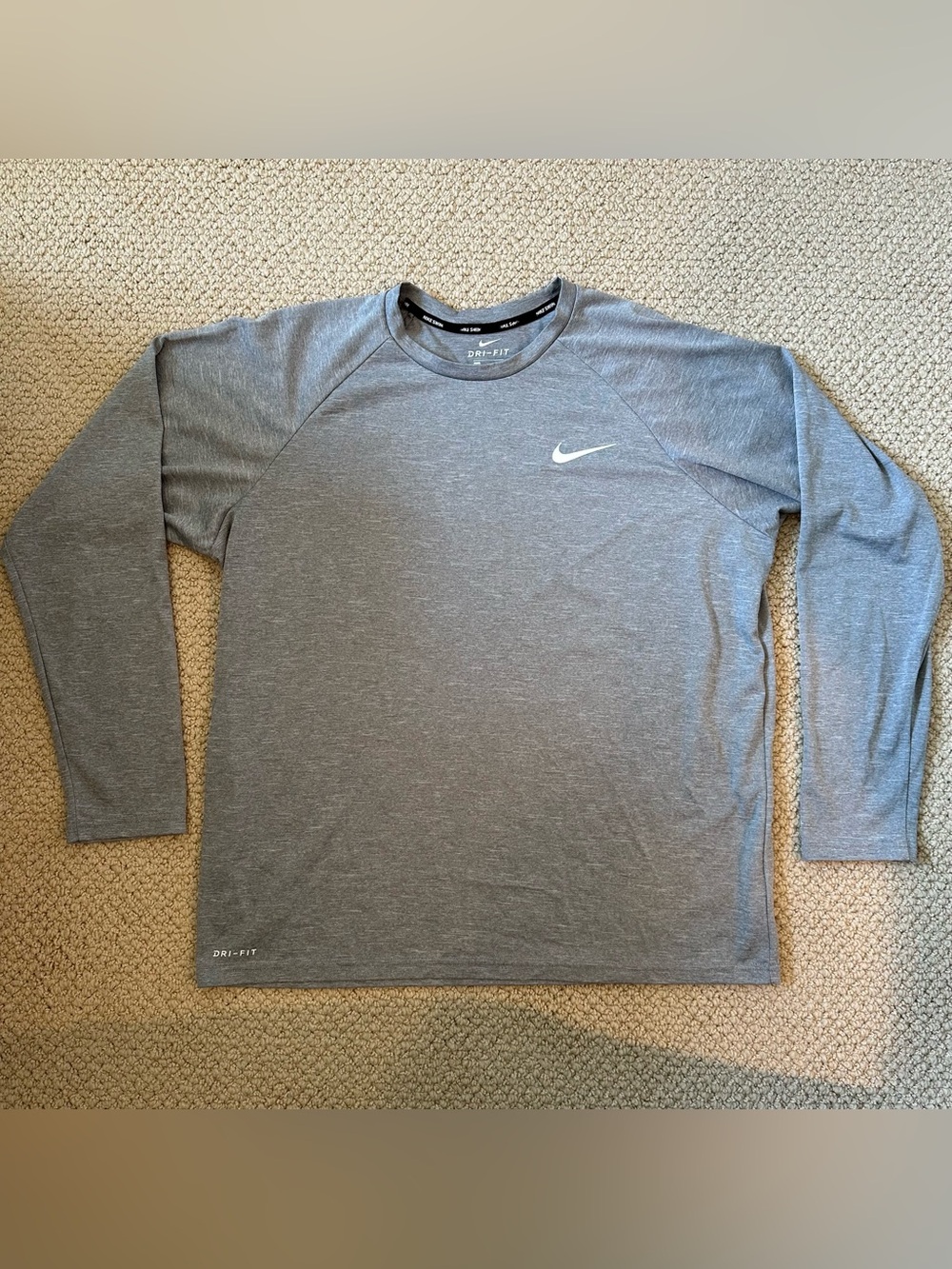 Nike Swim Men’s Long Sleeve Dri-FIT in Heather Gray UPF 40+